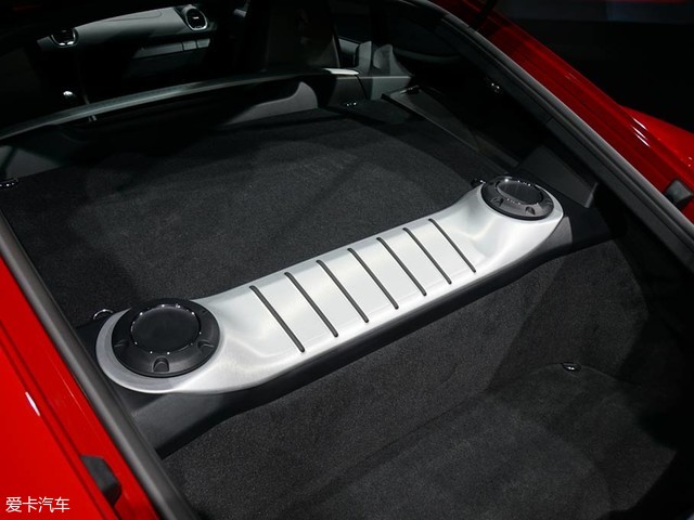 在本屆洛杉磯車展上，保時捷718 cayman GTS正式發布亮