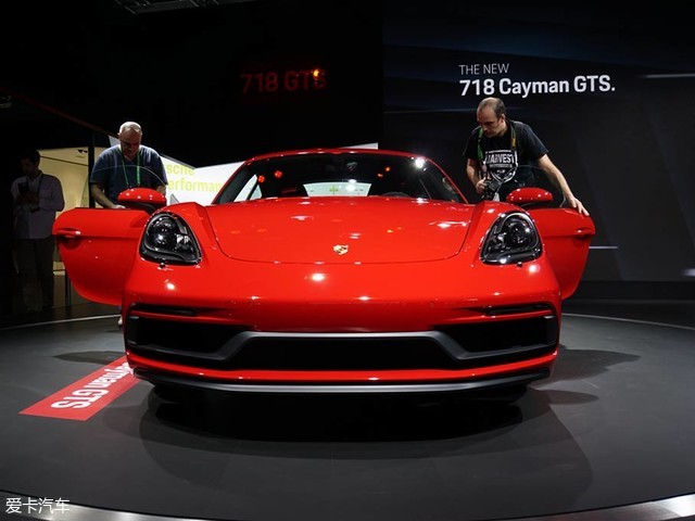 在本屆洛杉磯車展上，保時捷718 cayman GTS正式發布亮