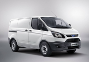 輕客車型一車多用表現，福特新全順比大通V80更得心應手